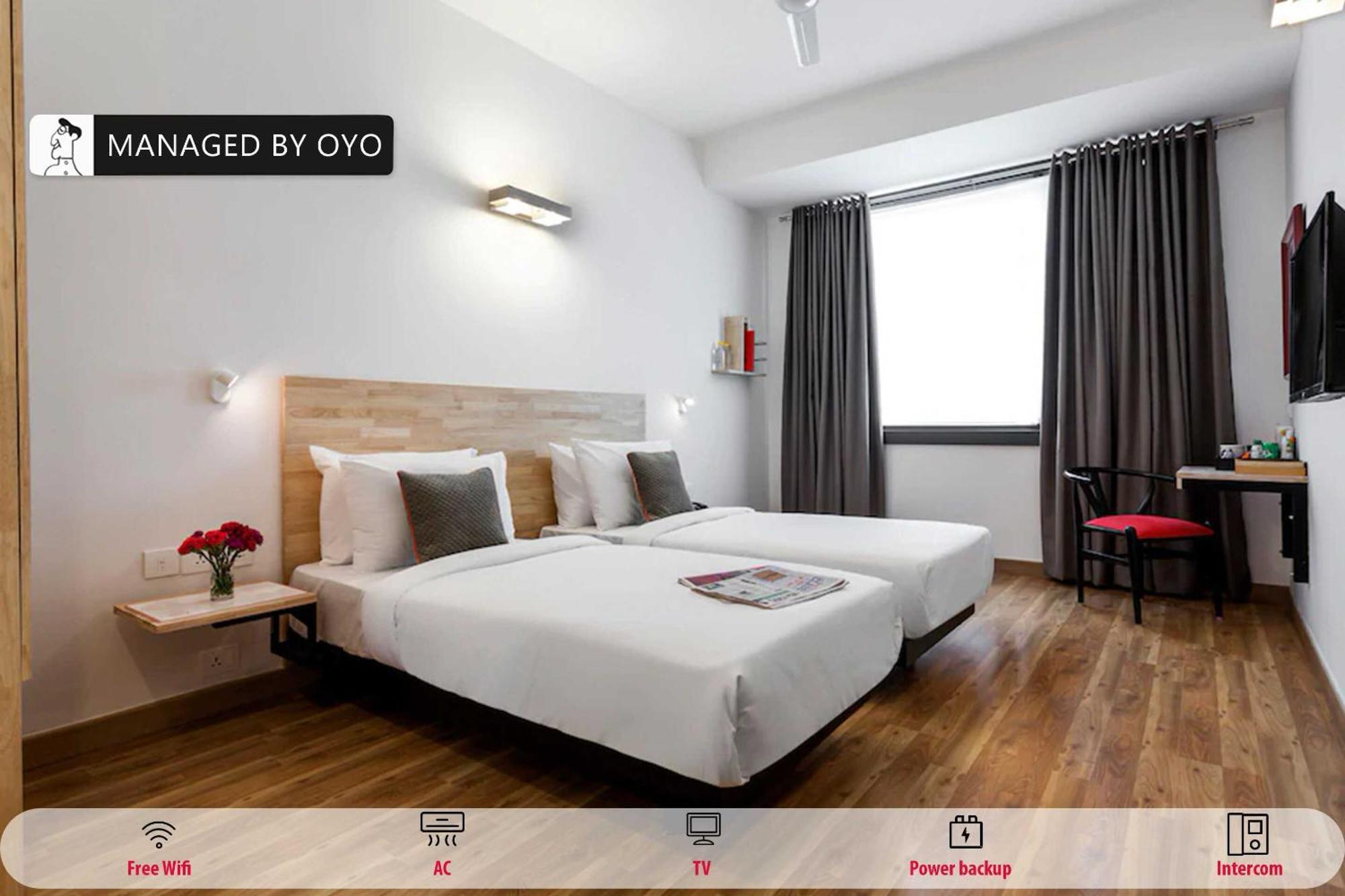 Hotel Gautam Residency New Delhi Exteriör bild