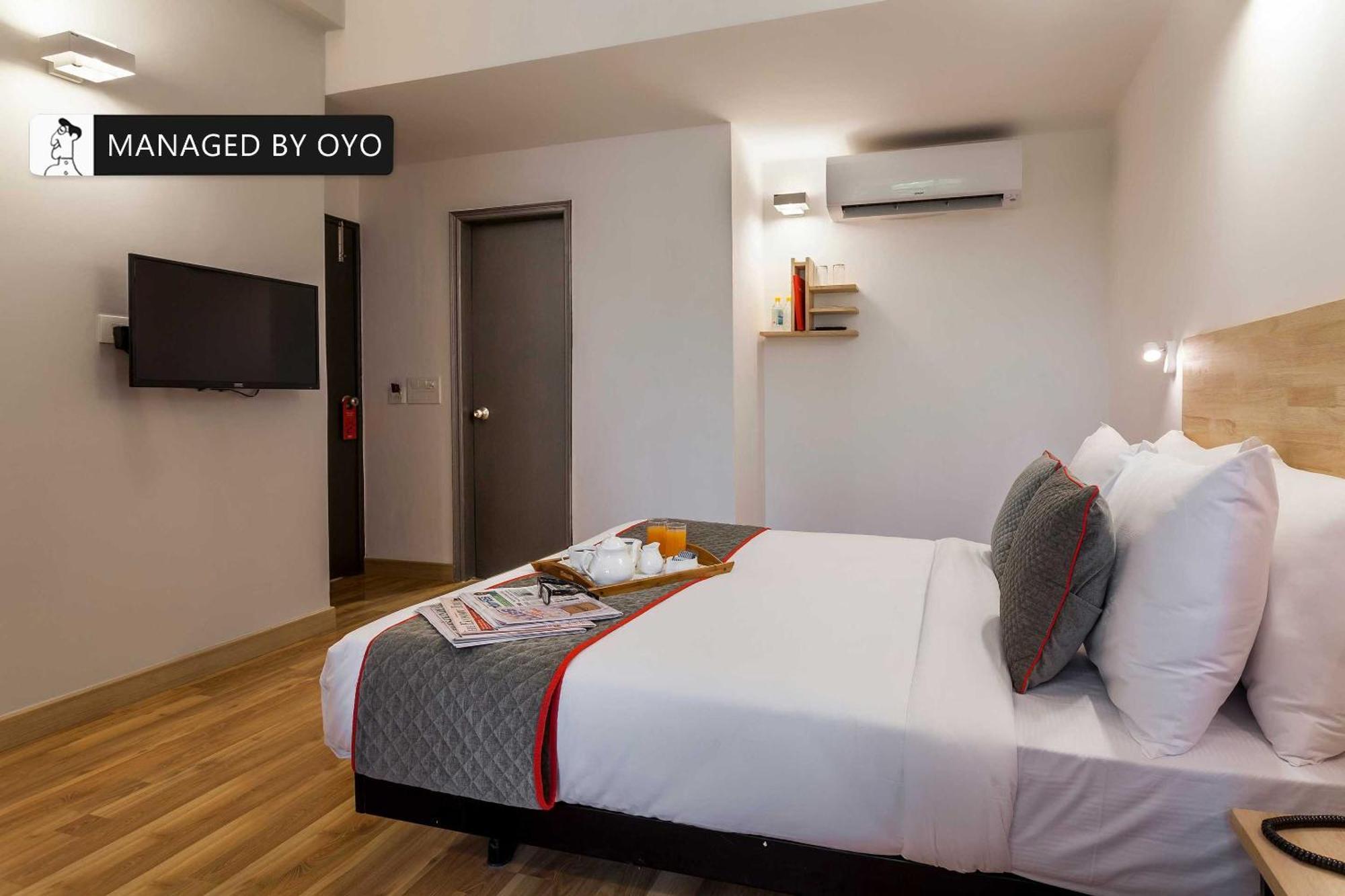 Hotel Gautam Residency New Delhi Exteriör bild