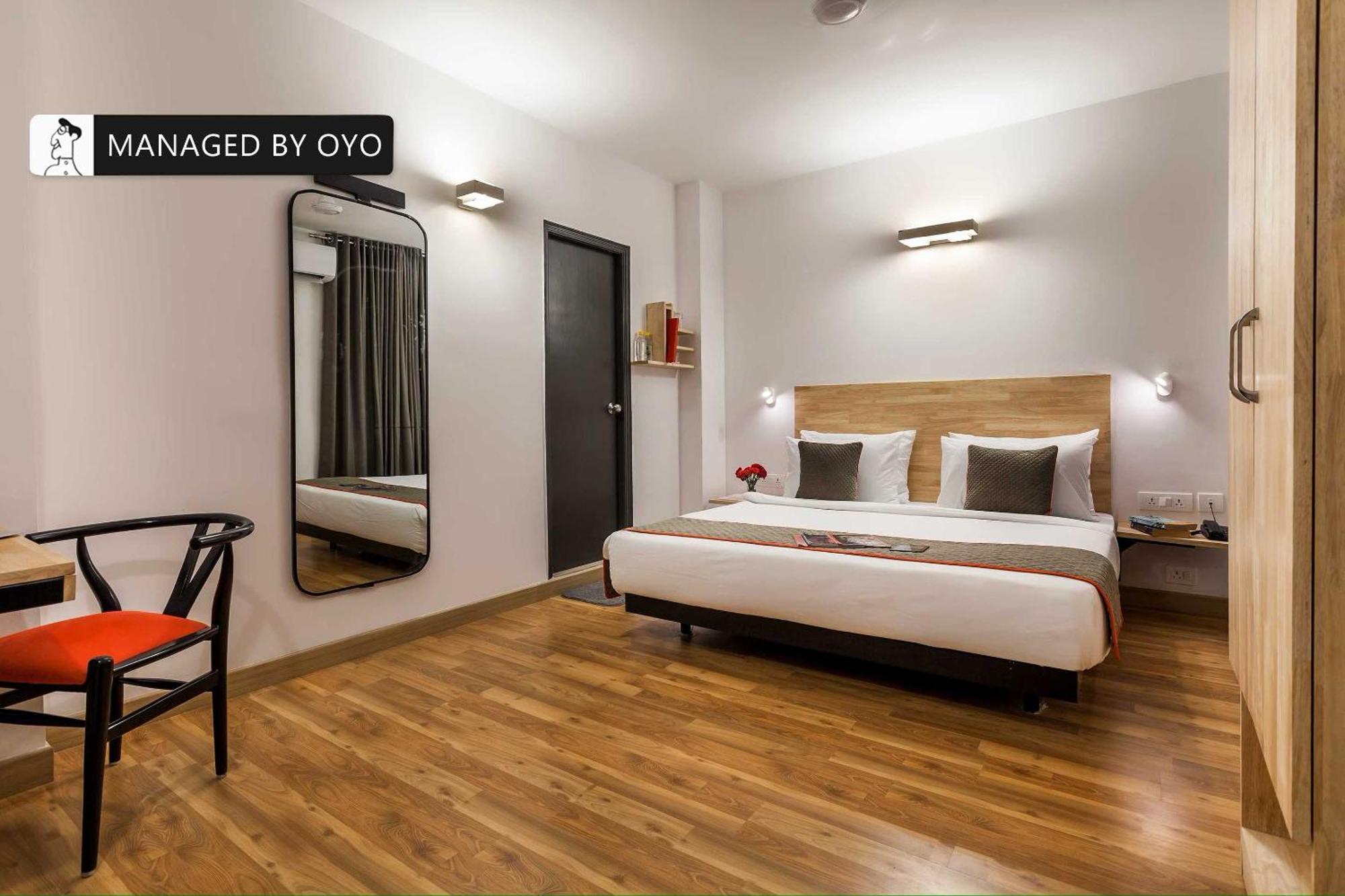 Hotel Gautam Residency New Delhi Exteriör bild
