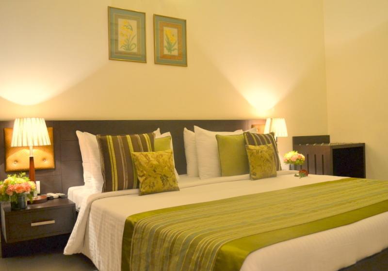 Hotel Gautam Residency New Delhi Exteriör bild