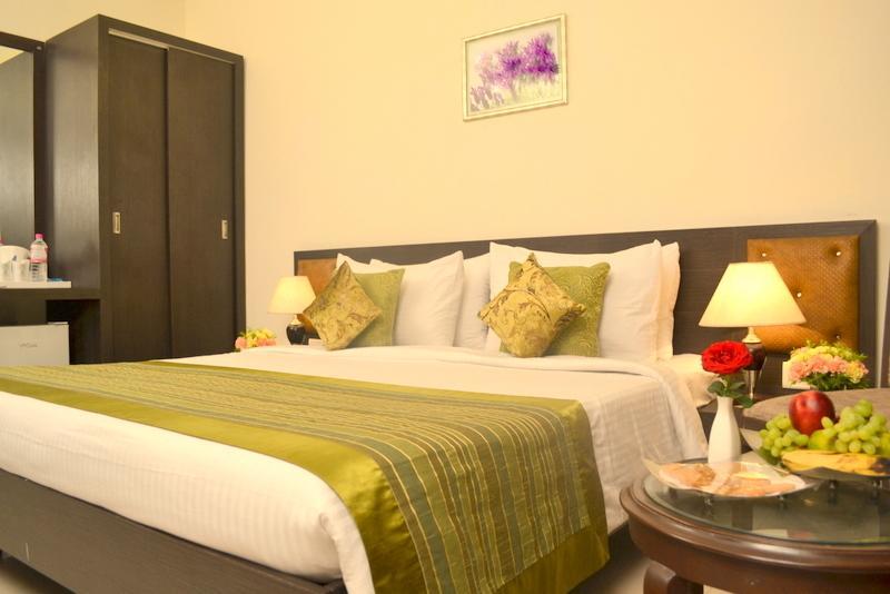 Hotel Gautam Residency New Delhi Exteriör bild