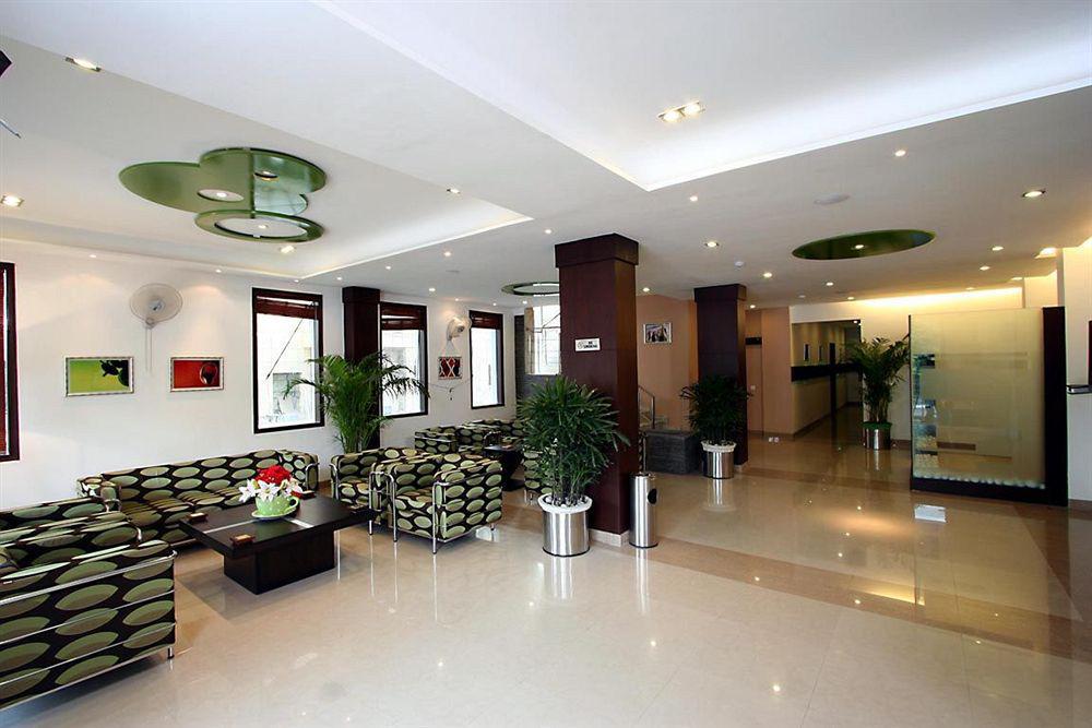 Hotel Gautam Residency New Delhi Inreriör bild